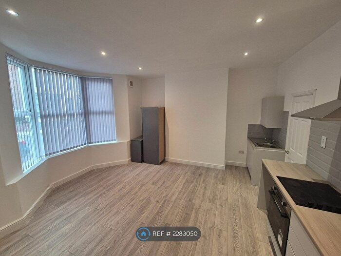 2 Bedroom Flat To Rent In Corporation Road, Darlington, DL3