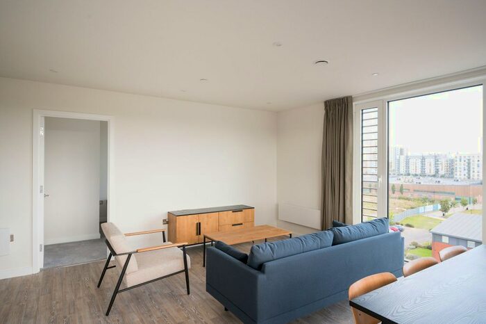 3 Bedroom Flat To Rent In The Kell, Gillingham Gate Road, Gillingham, ME4