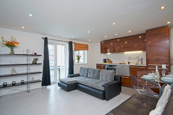 2 Bedroom Apartment To Rent In Enfield House, Notttingham, NG1