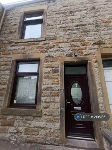 2 Bedroom Terraced House To Rent In Wordsworth Street, Burnley, BB12