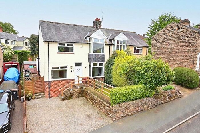3 Bedroom House For Sale In Bachelor Gardens, Harrogate, HG1