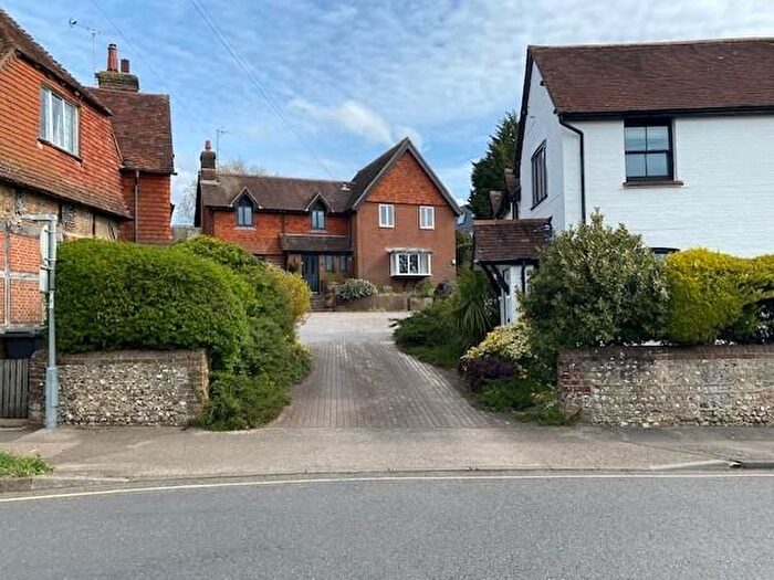 2 Bedroom Semi-Detached House To Rent In The Spain, Petersfield, GU32