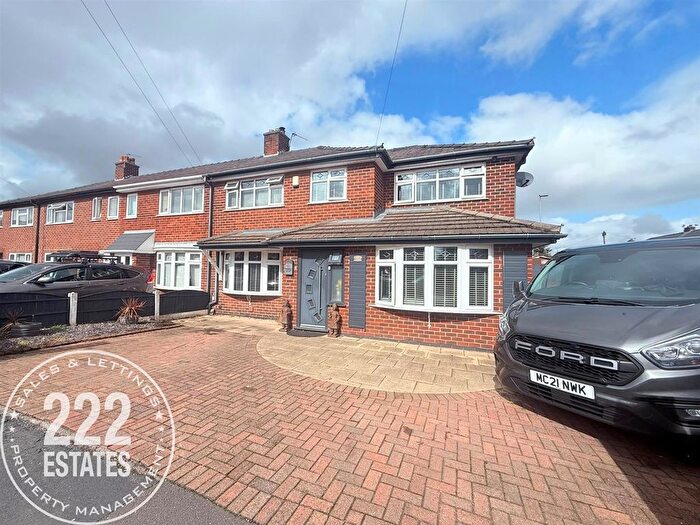 4 Bedroom End Terrace House For Sale In Small Avenue, Warrington, WA2