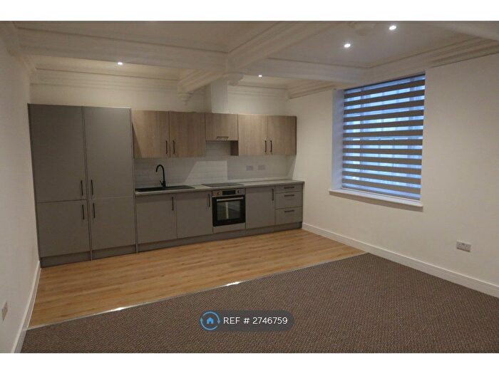 1 Bedroom Flat To Rent In High Street, Tonbridge, TN9