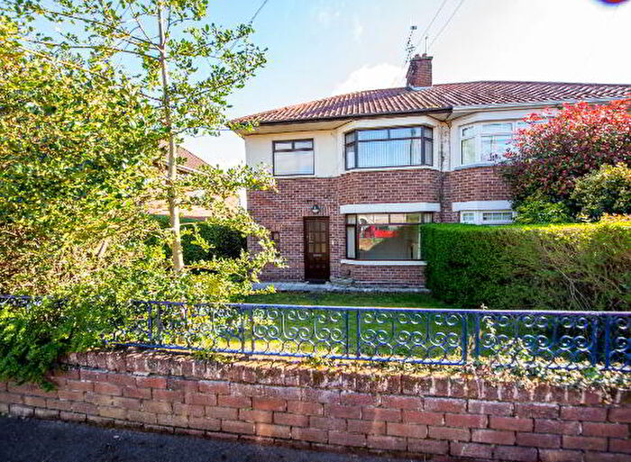 3 Bedroom Semi-Detached House For Sale In Beechcote Avenue, Craigavon, BT63