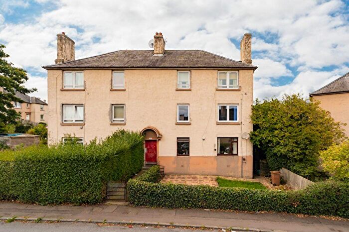 2 Bedroom Flat For Sale In / Loganlea Road, Edinburgh, EH7