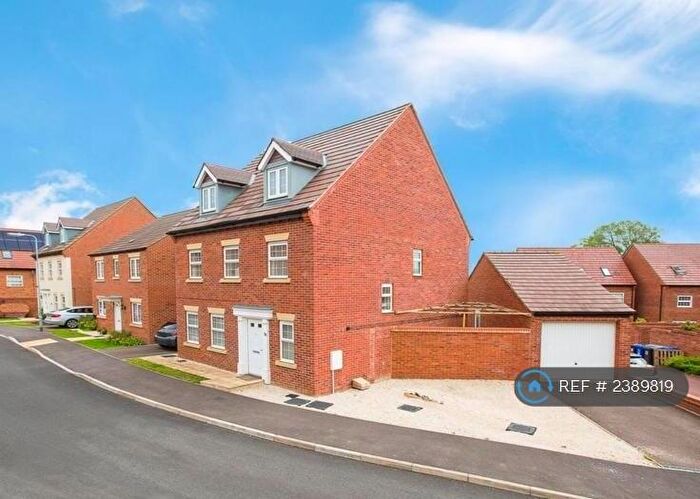 5 Bedroom Detached House To Rent In Proclamation Avenue, Rothwell, Kettering, NN14