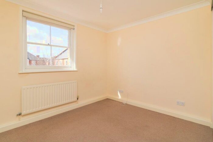 2 Bedroom Apartment To Rent In Orient Place, Canterbury, CT2