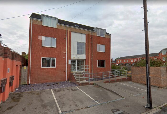 1 Bedroom Flat To Rent In Roberts Street, Grimsby, Lincolnshire, DN32