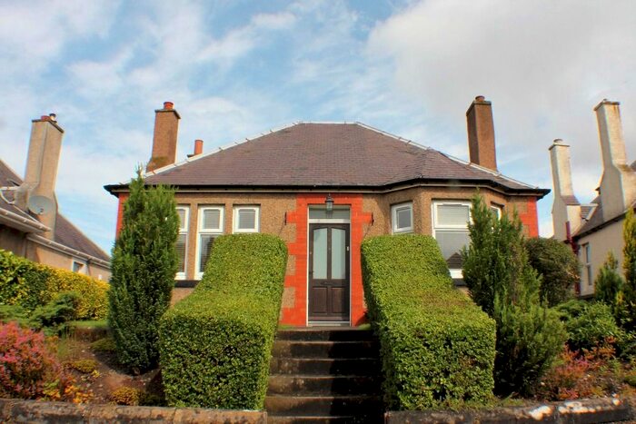 3 Bedroom Bungalow To Rent In Pitbauchlie Bank, Dunfermline, Fife, KY11