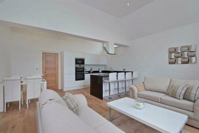 2 Bedroom Apartment To Rent In Devas Street, London, E3