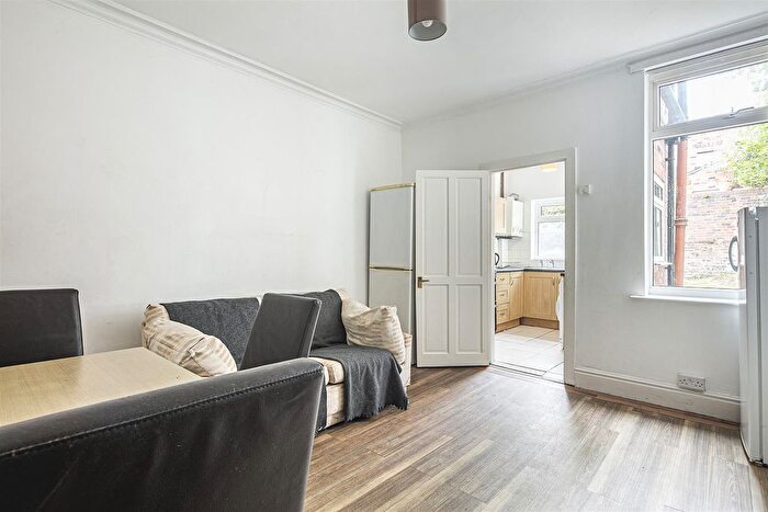 4 Bedroom Terraced House For Sale In Denham Road, Ecclesall Road, S11