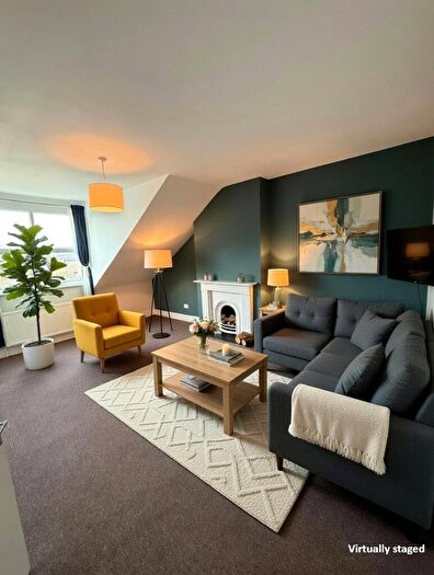 2 Bedroom Apartment To Rent In Brondesbury Road, London, NW6