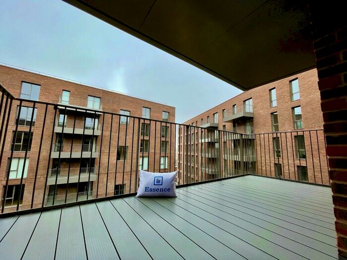 2 Bedroom Apartment To Rent In West Timber Yard, Hurst Street, B5