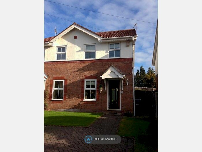 2 Bedroom Semi-Detached House To Rent In Hawthorne Road, Frodsham WA6