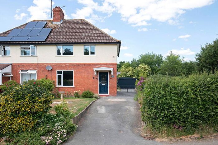 3 Bedroom Semi Detached House For Sale In Leckhampton View, Shurdington, Cheltenham, Gloucestershire, GL51