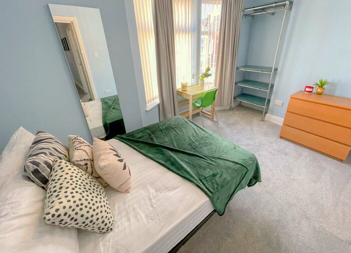 4 Bedroom Terraced House To Rent In Southdale Road, L15