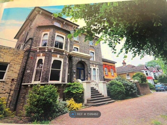 1 Bedroom Flat To Rent In Nightingale Lane, London, SW12