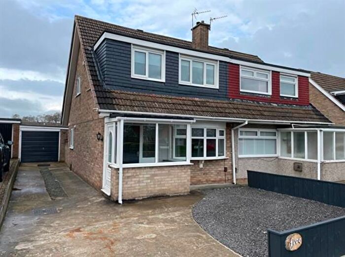 3 Bedroom Semi-Detached House To Rent In Leam Lane, Stockton-On-Tees, TS19
