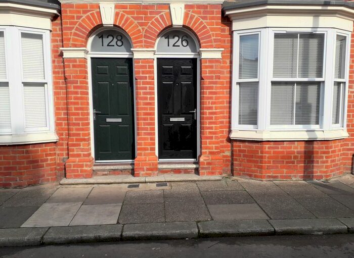 3 Bedroom Town House To Rent In Princes Road, Middlesbrough, TS1