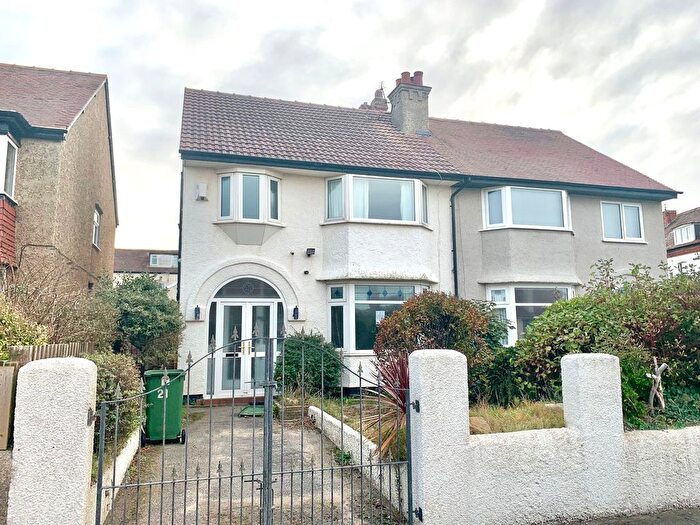 3 Bedroom Semi-Detached House For Sale In Clydesdale Road, Wirral, Merseyside, CH47