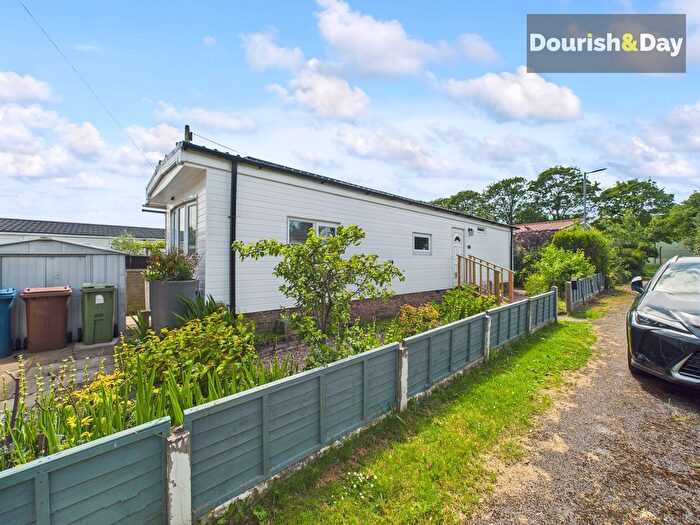 1 Bedroom Property For Sale In Orchard Caravan Site, Hopton, ST18