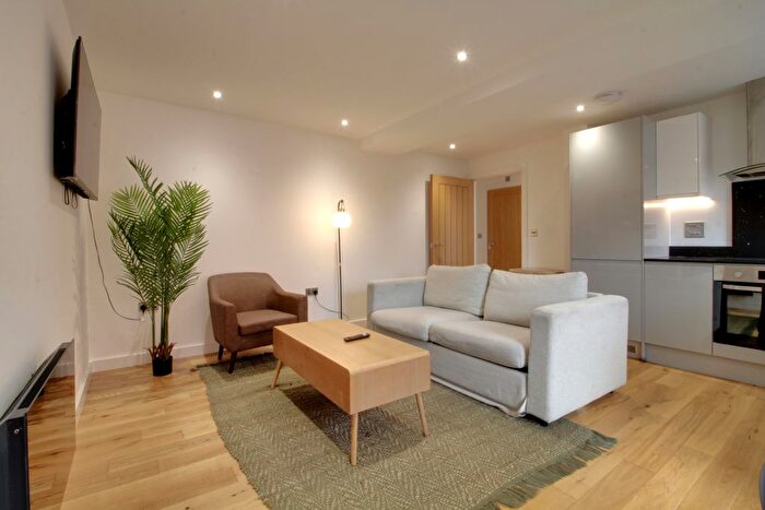 2 Bedroom Flat To Rent In New School House, Legge Lane, Jewellery Quarter, B1