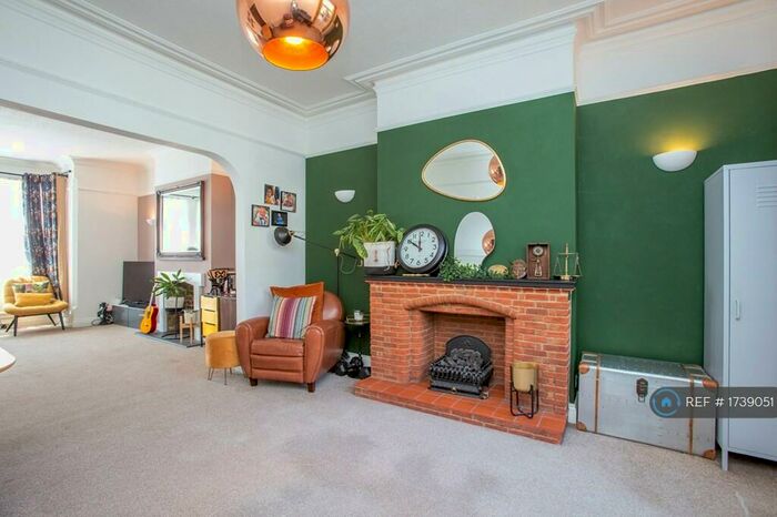 4 Bedroom Terraced House To Rent In East End Road, London, N2