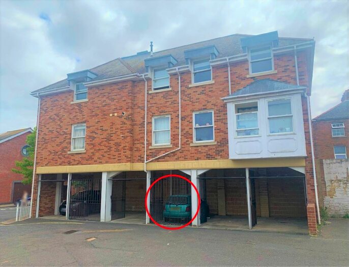 Property To Rent In Chain Lane, Newport, PO30