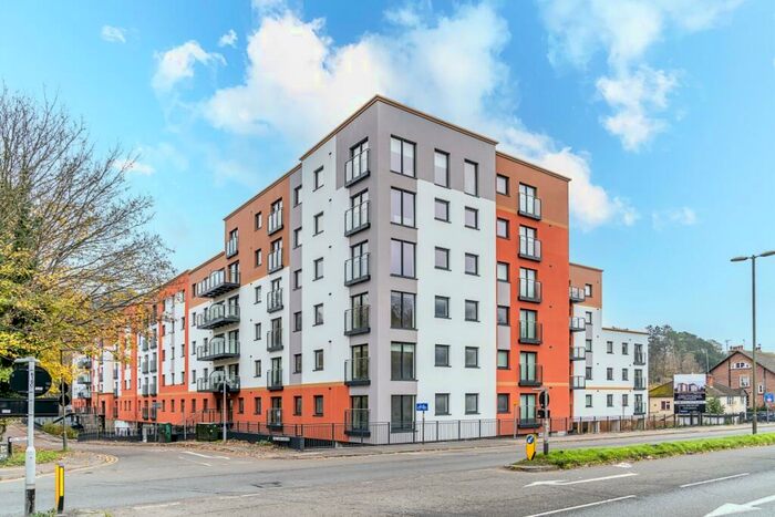 2 Bedroom Flat To Rent In Whyteleafe House, Whyteleafe, CR3