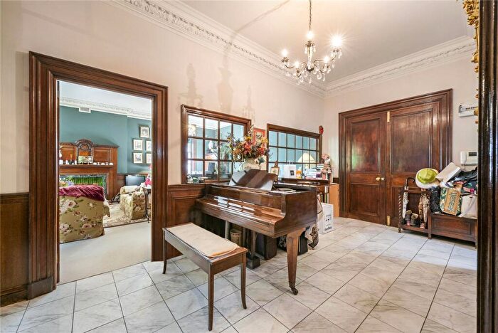 2 Bedroom Flat For Sale In Great Tower Street, Tower Hill, EC3R