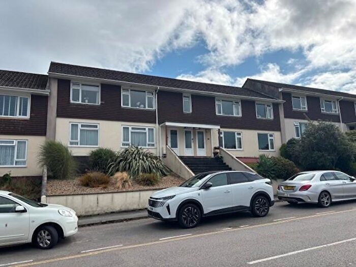 2 Bedroom Flat To Rent In Rashleigh Court, Carlyon Bay, PL25