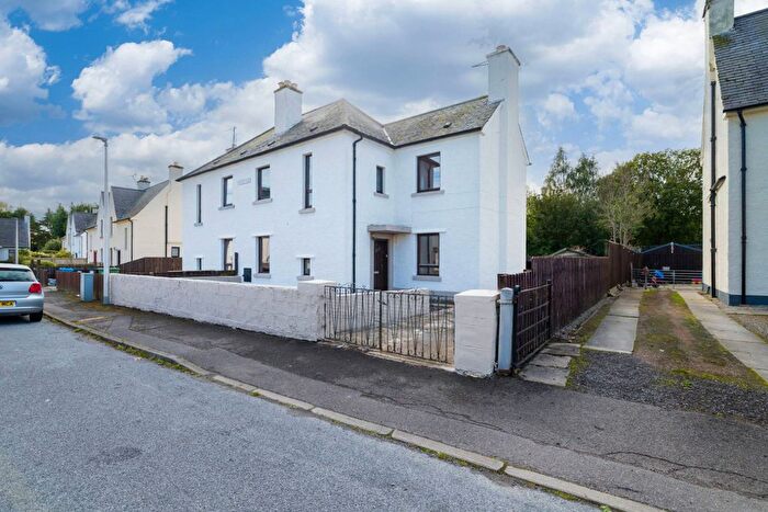 4 Bedroom Semi-Detached House For Sale In Simpson Place, Dingwall, Highland, IV15