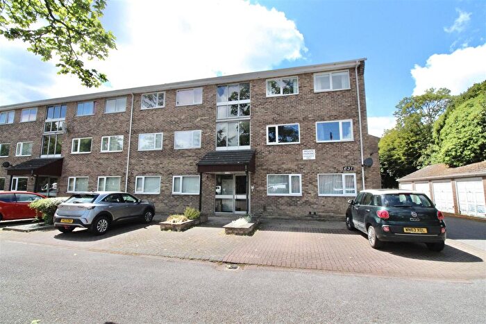 2 Bedroom Flat To Rent In Beverley Road, Hull, HU6