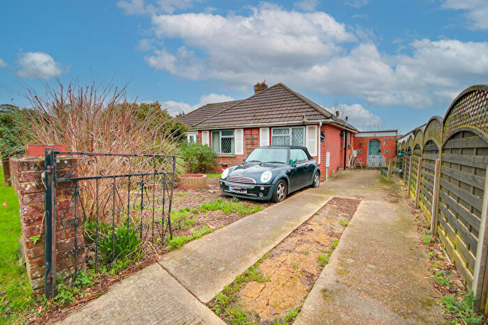 2 Bedroom Semi-Detached Bungalow For Sale In Sholing! No Forward Chain! Impressive Plot! Lots Of Potential!, SO19