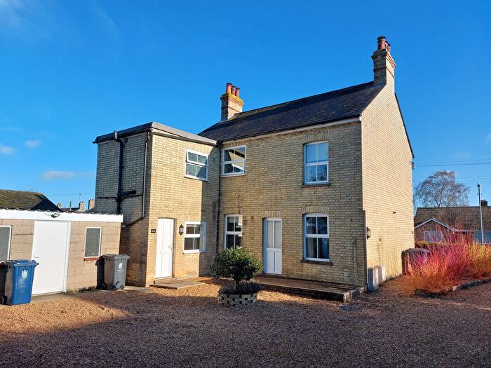 2 Bedroom Flat To Rent In Station Road, Cambridge, CB24