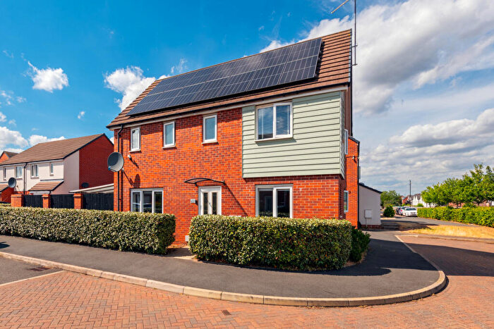 3 Bedroom Detached House For Sale In Townley Walk, Coventry, CV6