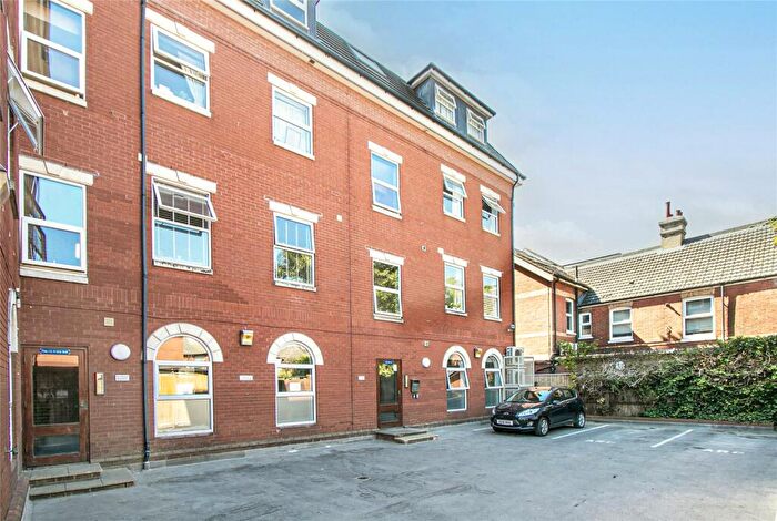 1 Bedroom Apartment For Sale In Christchurch Road, Boscombe, Bournemouth, BH7