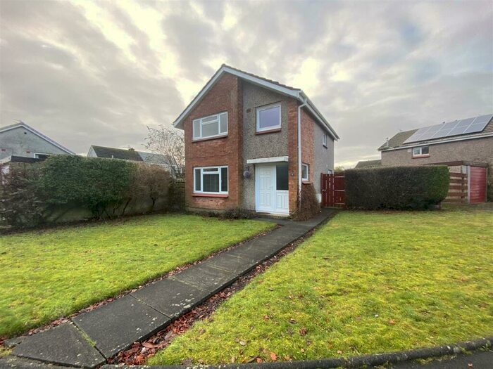 3 Bedroom Detached House To Rent In Hawthorn Place, Perth, PH1