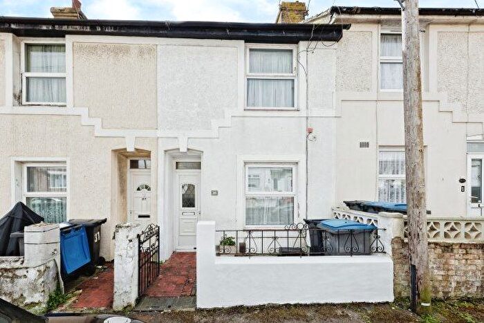 3 Bedroom Property To Rent In Lowther Road, Dover, CT17
