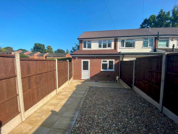 3 Bedroom Terraced House To Rent In Camberley, GU15