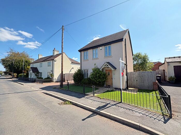 3 Bedroom Detached House For Sale In Edgmond Gardens, Off Long Street, Wheaton Aston, ST19