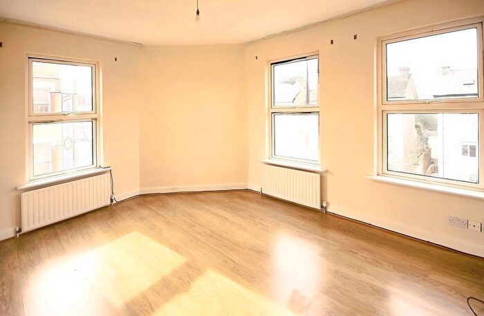 1 Bedroom Apartment To Rent In London Road, Thornton Heath, CR7