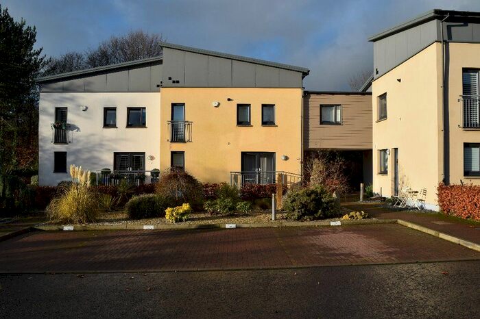 3 Bedroom Flat To Rent In Glamis Gardens, Dundee, Angus, DD2