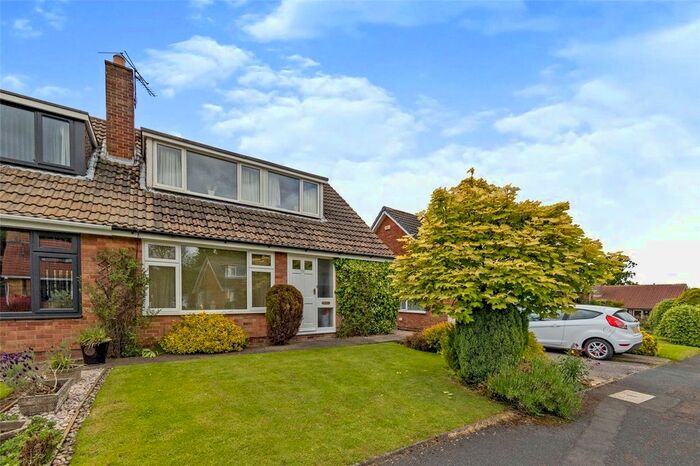 3 Bedroom Semi-Detached House For Sale In Wainstones Close, Great Ayton, North Yorkshire, TS9