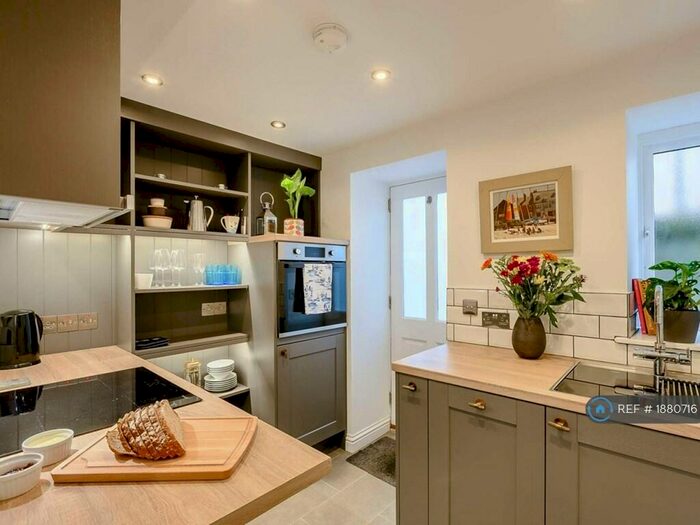 1 Bedroom Maisonette To Rent In Dorchester House, Harrogate, HG1