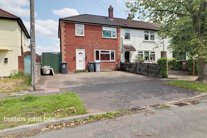 3 Bedroom Semi-Detached House For Sale In Sweet Briar Crescent, Crewe, CW2