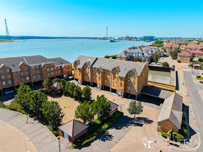 1 Bedroom Flat For Sale In Columbia Wharf Road, Grays, RM17