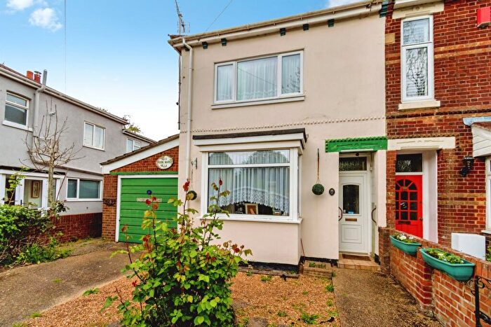 3 Bedroom Semi Detached House For Sale In North Road, Southampton, SO17