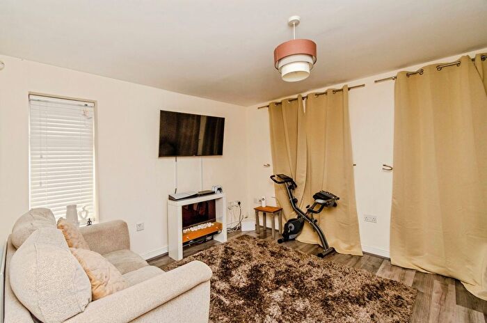 2 Bedroom End Terrace House For Sale In Bird Brook Close, Darlaston, Wednesbury, West Midlands, WS10